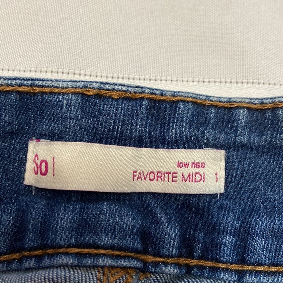 Denim Distressed Girls Stretch Low Rise Shorts Size 1 - Picture 3 of 9